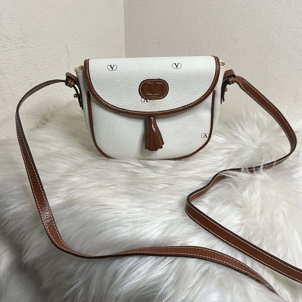 šÆAuthenticāValentino Garavani Small Crossbody š - Picture 17 of 17
